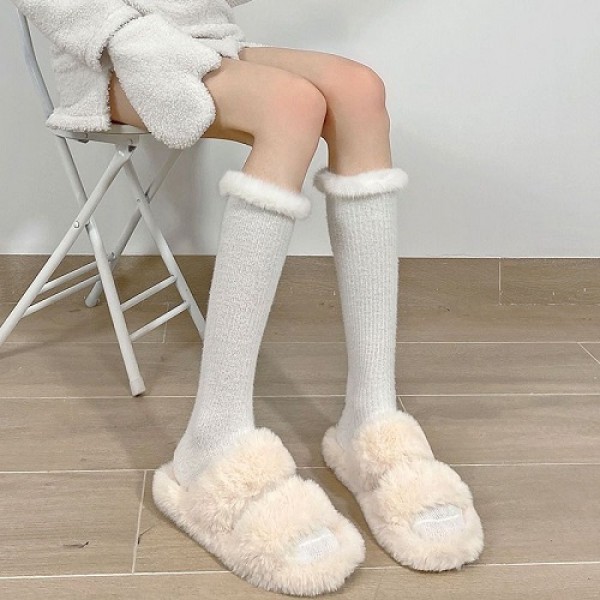 Japanese furry lace lolita socks (UN144)